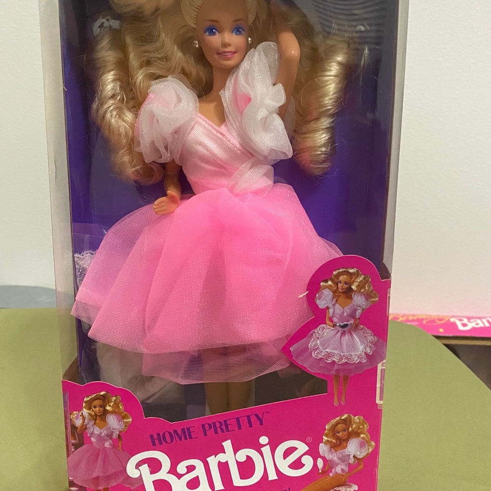 Home Pretty Barbie (1990)